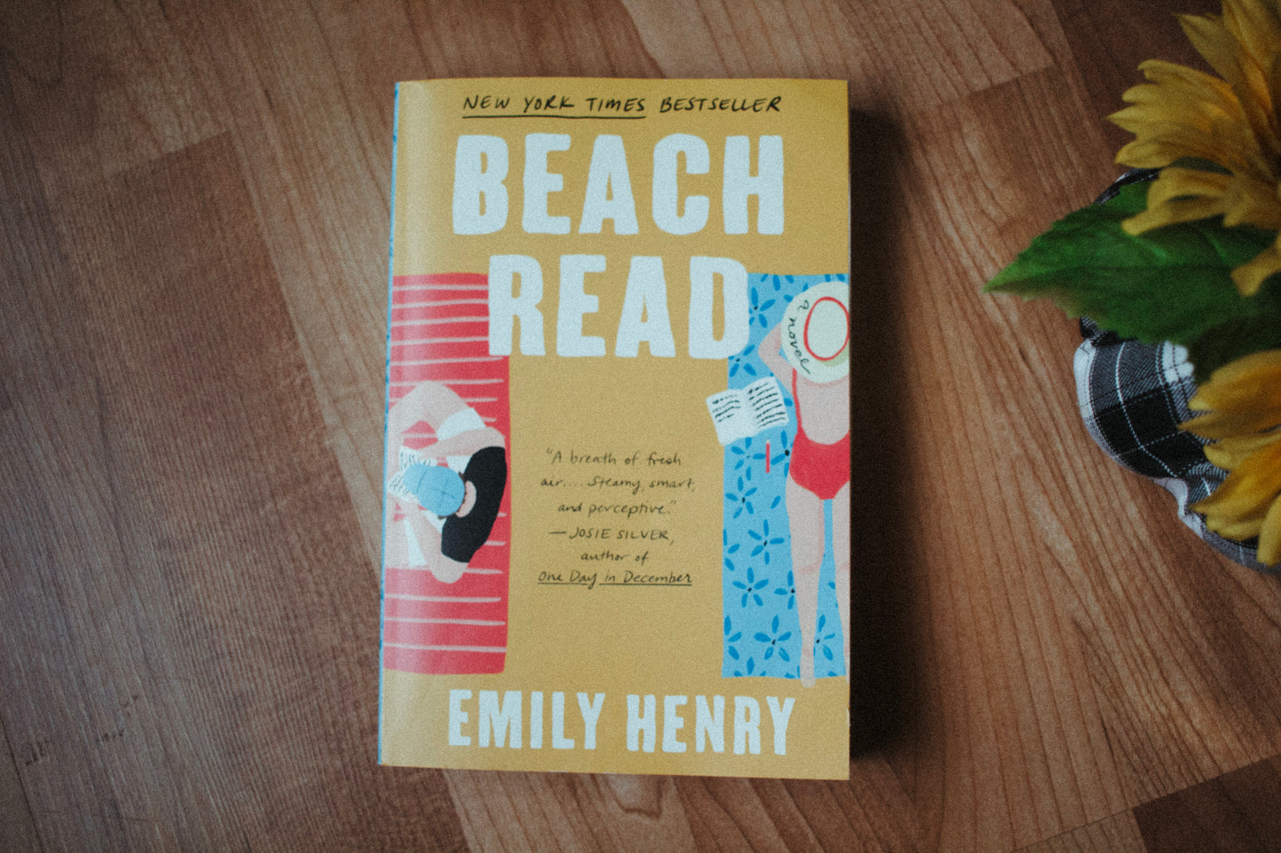 Beach Read by Emily Henry