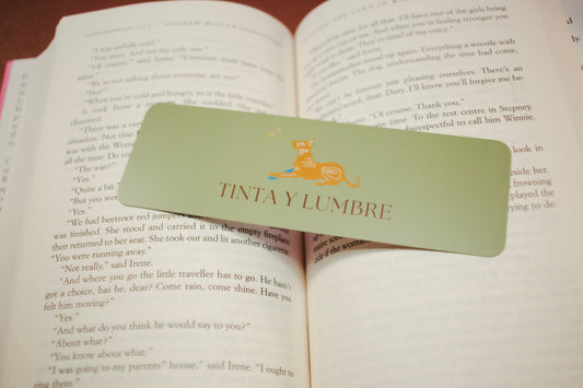 Tinta Y Lumbre Logo Bookmark